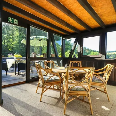 Casa de Férias The Waldhaus Modern Retreat Neerdar